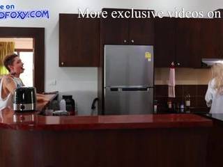 Секс на природе видео hd