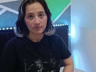 Член рвет киску